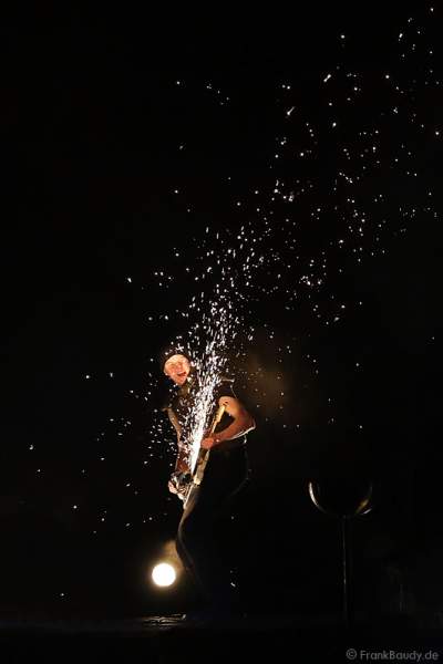 A10_IMG_7051-Jv01-01so