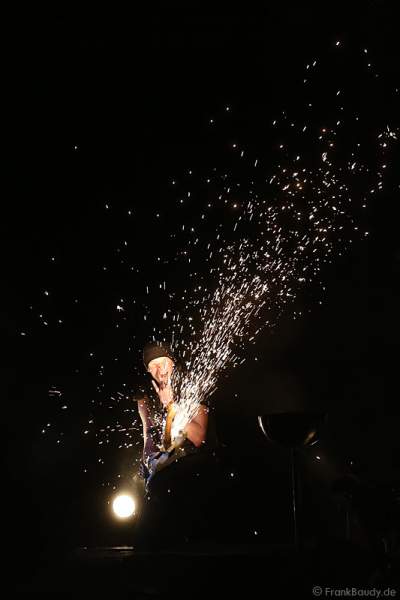 A12_IMG_6872-Jv01-01so