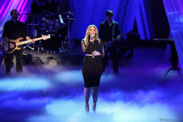 A19_IMG_8177-Jv01-01so