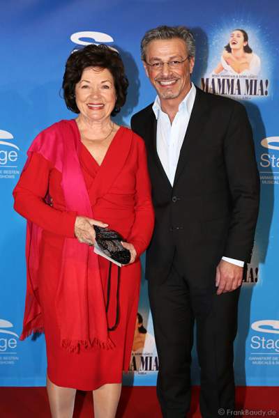 Karin Schroeder und Daniele Nonnis (Musical Darsteller - aktuell Sister Act)