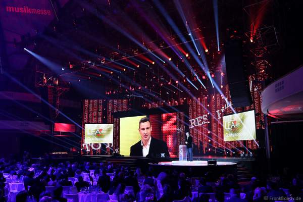 A42_IMG_5844-Jv01-01so