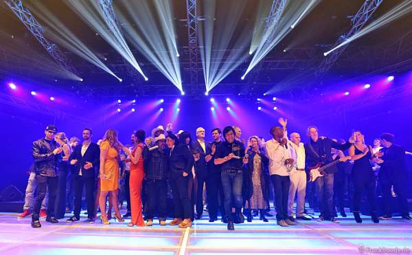 A15_IMG_7804-Jv01-01so