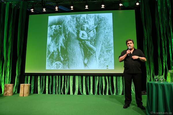 Jeff Lee, Associate Director von Disneys Musical TARZAN