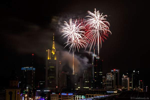 Wolkenkratzer Festival 2013 - Feuewerk