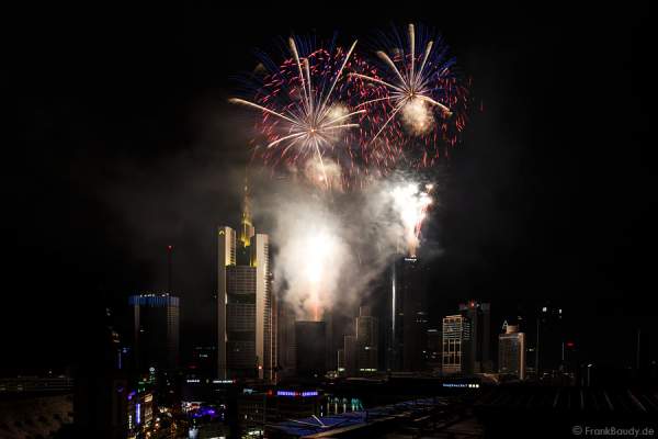 Wolkenkratzer Festival 2013 - Feuewerk