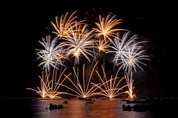 Feuerwerk beim Züri Fäscht 2013