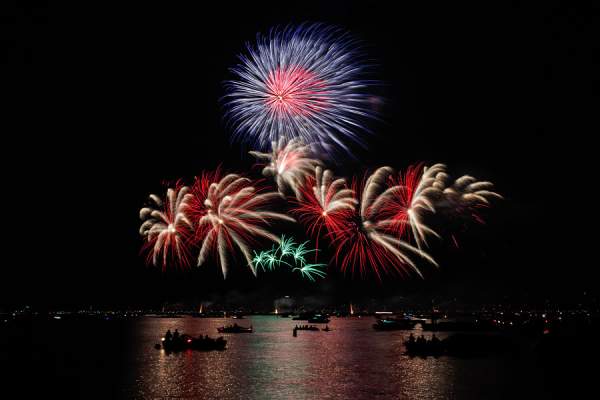 Feuerwerk beim Züri Fäscht 2013