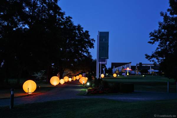 Leuchtende Skulpturen beim Sommerfest 2013 im Golf Club St. Leon-Rot