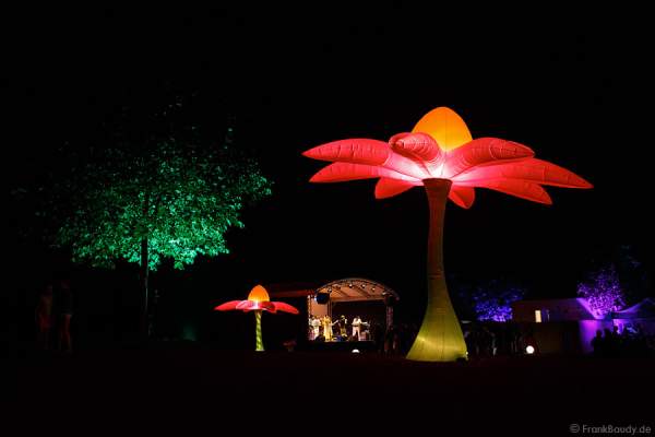 Leuchtende Skulpturen beim Sommerfest 2013 im Golf Club St. Leon-Rot