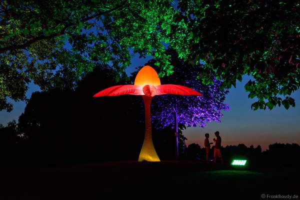 Leuchtende Skulpturen beim Sommerfest 2013 im Golf Club St. Leon-Rot