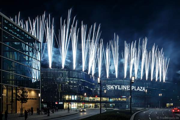 Feuerwerk Eröffnungsfeier Skyline Plaza im Europaviertel-Frankfurt 2013