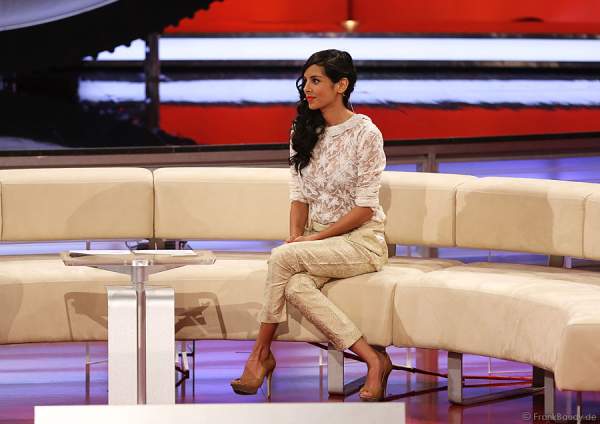 Collien Ulmen-Fernandes bei Verstehen Sie Spaß? live aus der Arena Trier