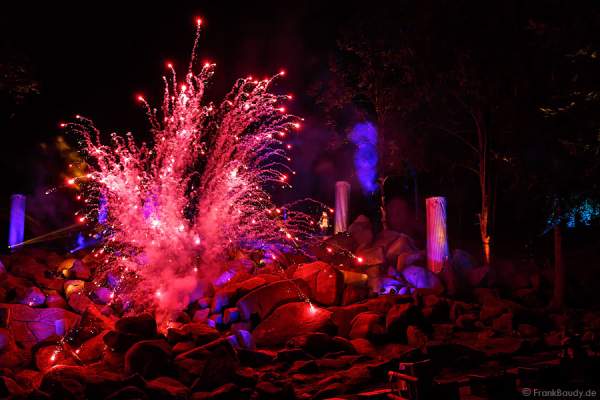 Feuerwerk bei Felsenmeer in Flammen 2013