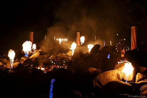 Feuershow von Project PQ bei Felsenmeer in Flammen 2013