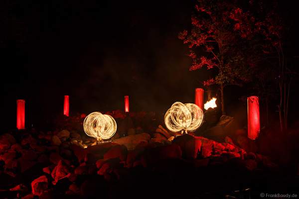 Feuershow von Project PQ bei Felsenmeer in Flammen 2013