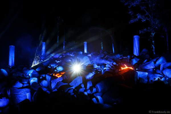 Im Reich der Götter bei Felsenmeer in Flammen 2013