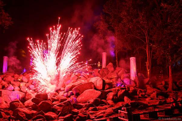 Feuerwerk bei Felsenmeer in Flammen 2013
