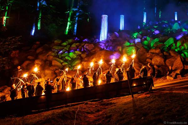 Feuerpfeile des Pfeil-und Bogen-Club Bürstadt 1995 e. V. bei Felsenmeer in Flammen 2013