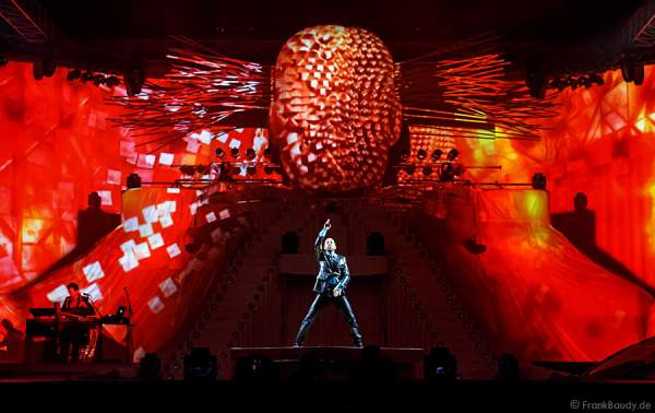 Weltpremiere der Show CIRCUS von DJ BoBo