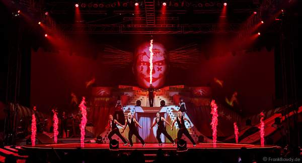 Feuer bei DJ Bobo Circus