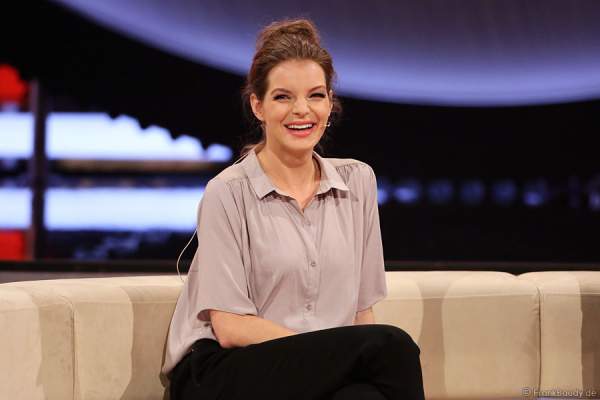 Yvonne Catterfeld bei Verstehen Sie Spaß? live aus der Baden-Arena Offenburg 2013