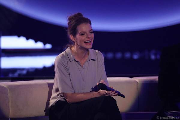 Yvonne Catterfeld bei Verstehen Sie Spaß? live aus der Baden-Arena Offenburg 2013