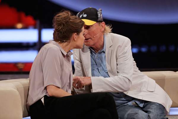 Yvonne Catterfeld und Otto Waalkes bei Verstehen Sie Spaß? live aus der Baden-Arena Offenburg 2013