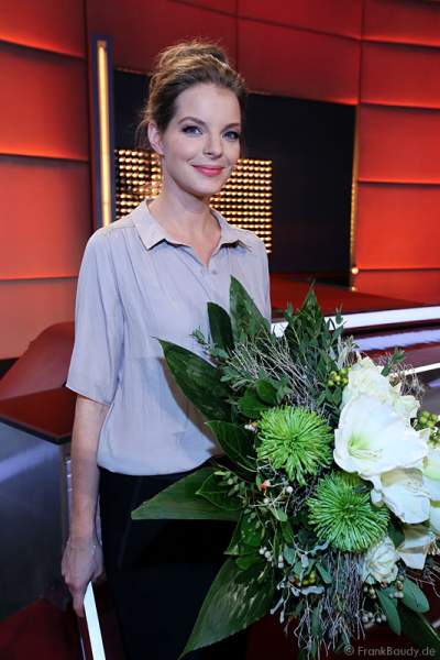 Yvonne Catterfeld bei Verstehen Sie Spaß? live aus der Baden-Arena Offenburg 2013