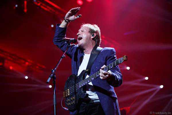 Mark King bei AIDA Night of the Proms 2013 – SAP Arena Mannheim