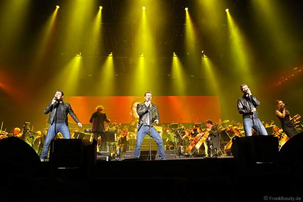 Rock'n'Roll-Band The Baseballs bei AIDA Night of the Proms 2013 – SAP Arena Mannheim
