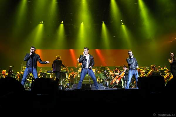 Rock'n'Roll-Band The Baseballs bei AIDA Night of the Proms 2013 – SAP Arena Mannheim