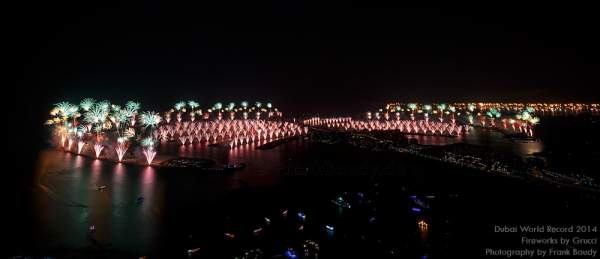 Dubai World Record 2014 Fireworks - Größtes Feuerwerk der Welt