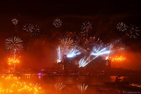 Dubai World Record 2014 - Größtes Feuerwerk der Welt