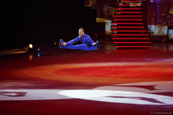 Holiday on Ice - PLATINUM