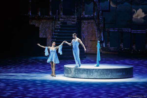 Holiday on Ice - PLATINUM