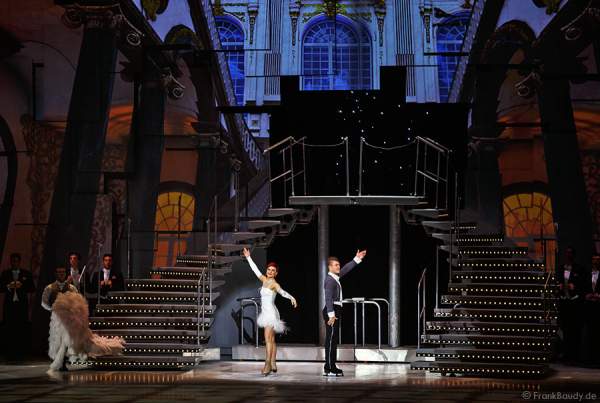 Daria Perminova & Evgeny Belyanin bei Holiday on Ice - PLATINUM