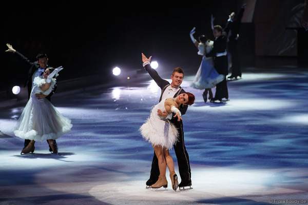 Daria Perminova & Evgeny Belyanin bei Holiday on Ice - PLATINUM