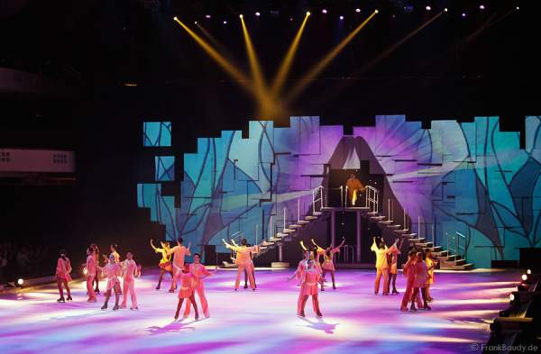 Holiday on Ice - PLATINUM