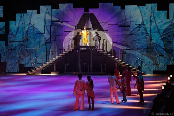 Norbert Schramm bei HOLIDAY ON ICE Show PLATINUM