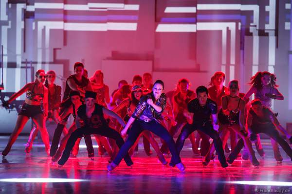 Holiday on Ice - PLATINUM