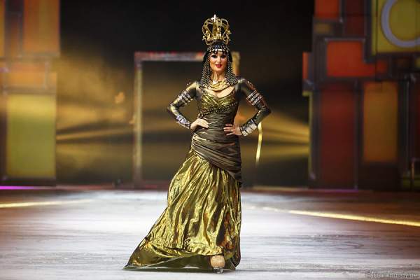 Holiday on Ice - PLATINUM