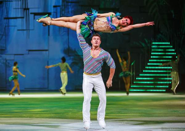 Daria Perminova & Evgeny Belyanin bei Holiday on Ice - PLATINUM