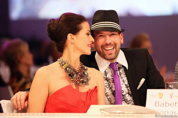 Babett Konau, Miss Germany 2003, und Kay Maximilian Rainger beim Miss Germany 2014 Finale