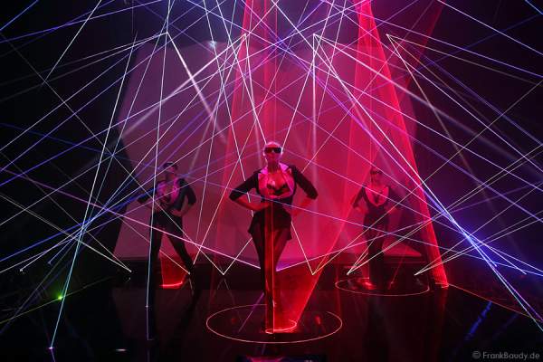 A03_Lasershow der Firma Kvant mit Laser Cabaret auf der Prolight + Sound 2014
