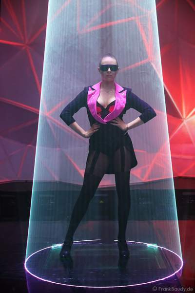 A11_Lasershow der Firma Kvant mit Laser Cabaret auf der Prolight + Sound 2014