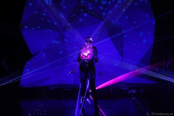 A18_Lasershow der Firma Kvant auf der Prolight + Sound 2014