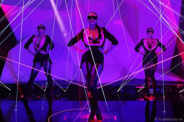 A42_Lasershow der Firma Kvant auf der Prolight + Sound 2014