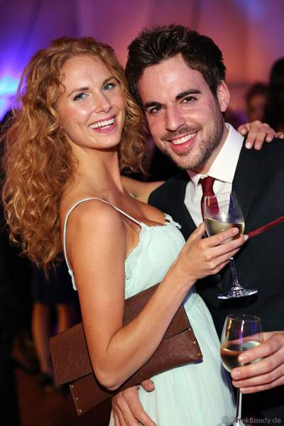 Sanna Aakerstroem und Simon Gincberg beim Radio Regenbogen Award 2014 im Europa-Park