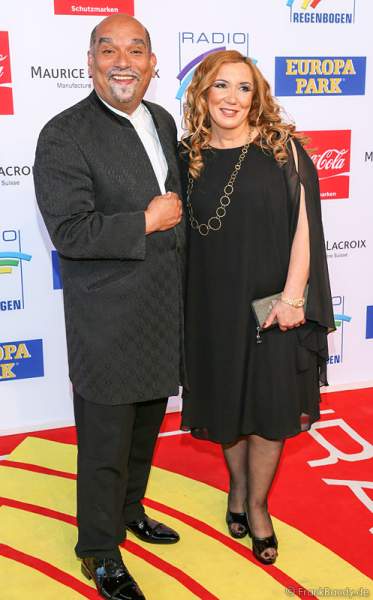 Freddy Sahin-Scholl und seine Frau Jasmin Sahin-Scholl beim Radio Regenbogen Award 2014 im Europa-Park