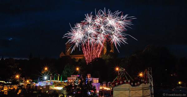Feuerwerk bei der Frühjahrsmesse 2014 in Speyer